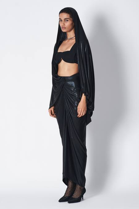 431-88 By Shweta Kapur Black Linen Liquid Nora Draped Skirt Online at Aza Fashions 431-88 By Shweta Kapur_Black Linen Liquid Nora Draped Skirt _Online_at_Aza_Fashions
