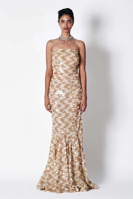 431-88 By Shweta Kapur Gold Silk Sequins Round Neck Ombre Embroidered Tube Online at Aza Fashions 431-88 By Shweta Kapur_Gold Silk Sequins Round Neck Ombre Embroidered Tube _Online_at_Aza_Fashions