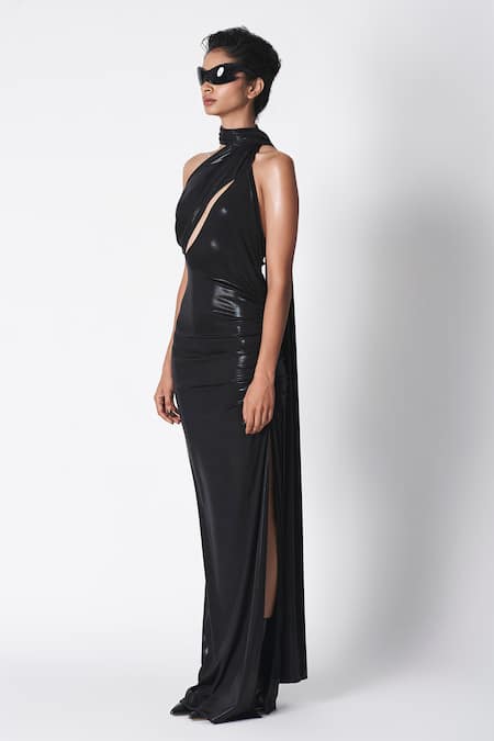 431-88 By Shweta Kapur Black Linen Asymmetric Cut Out Slee Draped Saree Gown at Aza Fashions 431-88 By Shweta Kapur_Black Linen Asymmetric Cut Out Slee Draped Saree Gown _at_Aza_Fashions