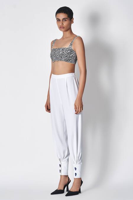 Buy 431-88 By Shweta Kapur Black Silk Beads Square Neck Embroidered Zeeba Top Online at Aza Fashions Buy_431-88 By Shweta Kapur_Black Silk Beads Square Neck Embroidered Zeeba Top _Online_at_Aza_Fashions