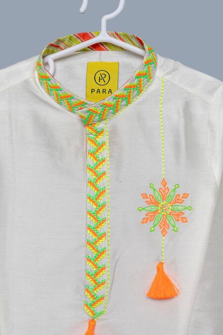 Buy_Para_White Spun Silk Placement Embroidery Zig Zag Placket Kurta With Pant_Online_at_Aza_Fashions