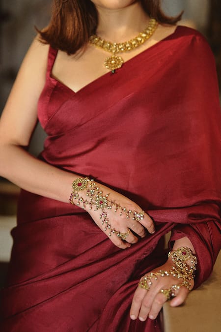 Ekaya Banaras_Maroon Silk Plain Saree With Unstitched Blouse Piece _Online_at_Aza_Fashions