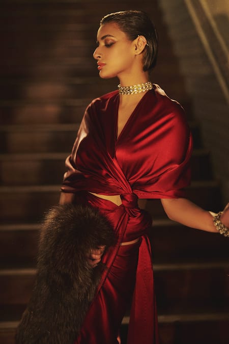 Shop_Ekaya Banaras_Maroon Satin Handwoven Solid Saree With Unstitched Blouse Piece _Online_at_Aza_Fashions