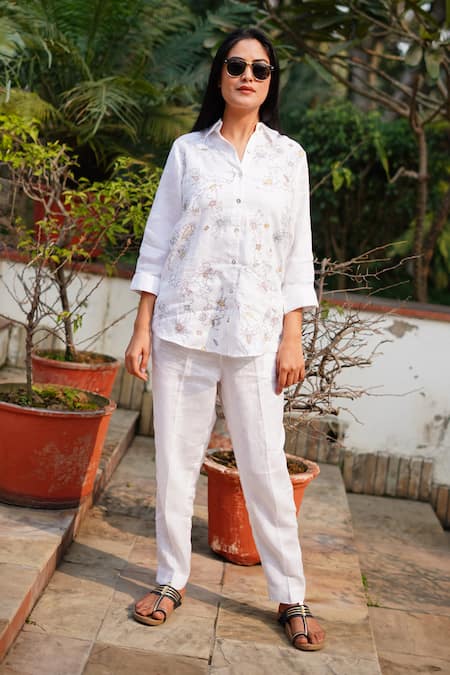 Linen Bloom White 100% Linen Embroidered Scribble Collar Shirt