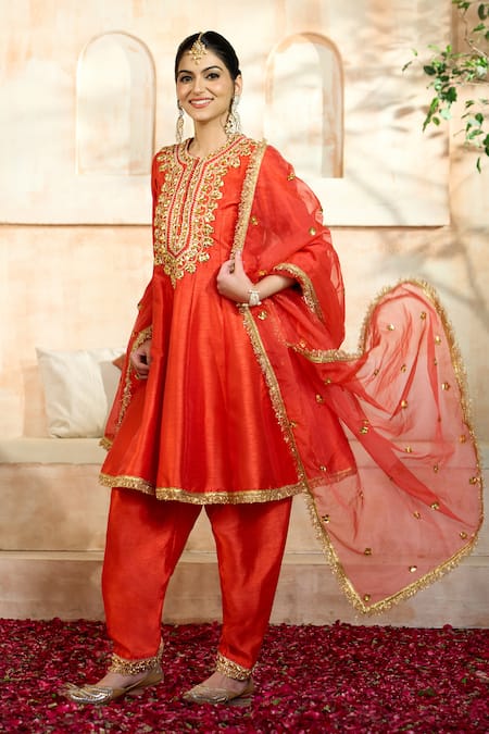 Preeti S Kapoor X AZA_Red Viscose, Silk Gota Patti, Embroidery Round Neck Floral Anarkali Set _at_Aza_Fashions