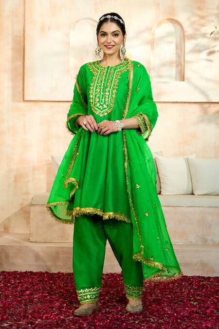 Preeti S Kapoor X AZA Green Viscose, Organza Gota Patti, Embroidery Round Neck Floral Anarkali Set at Aza Fashions Preeti S Kapoor X AZA_Green Viscose, Organza Gota Patti, Embroidery Round Neck Floral Anarkali Set _at_Aza_Fashions