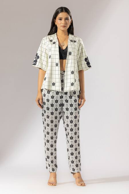 Thee Modern Roots_Ivory Silk Satin Open Neck Checkered Fleur Print Kimono Jacket _Online_at_Aza_Fashions