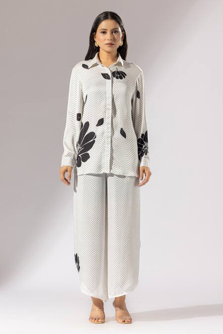 Buy_Thee Modern Roots_Ivory Silk Satin Embroidery Collared Sakura Herringbone Bloom Shirt _Online_at_Aza_Fashions