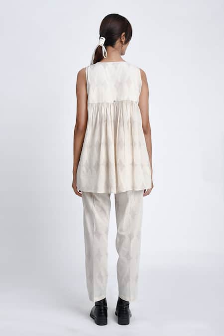 Shop JAYATI GOENKA White Cotton Embroidery Button-down Neck Block Printed Top And Pant Set at Aza Fashions Shop_JAYATI GOENKA_White Cotton Embroidery Button-down Neck Block Printed Top And Pant Set _at_Aza_Fashions