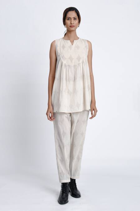 JAYATI GOENKA White Cotton Embroidery Button-down Neck Block Printed Top And Pant Set Online at Aza Fashions JAYATI GOENKA_White Cotton Embroidery Button-down Neck Block Printed Top And Pant Set _Online_at_Aza_Fashions