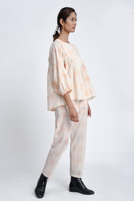 Buy JAYATI GOENKA Pink Cotton Diamonds Round Neck Block Printed Top And Pant Set Online at Aza Fashions Buy_JAYATI GOENKA_Pink Cotton Diamonds Round Neck Block Printed Top And Pant Set _Online_at_Aza_Fashions