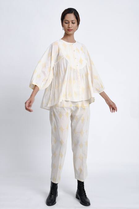 Buy JAYATI GOENKA Yellow Cotton Round Neck Block Print Top And Pant Set Online at Aza Fashions Buy_JAYATI GOENKA_Yellow Cotton Round Neck Block Print Top And Pant Set _Online_at_Aza_Fashions