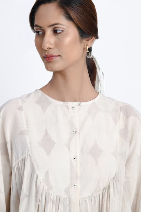 JAYATI GOENKA_White Cotton Round Neck Block Printed Tunic And Trouser Set _Online_at_Aza_Fashions