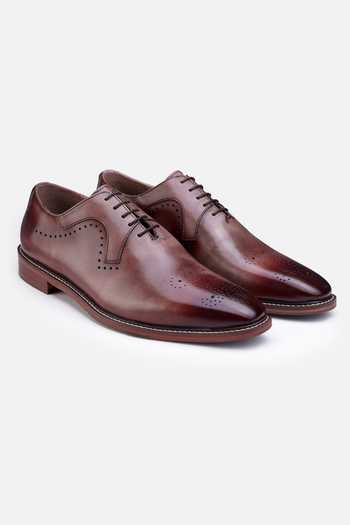 Hats Off Accessories_Brown Genuine Leather Plain Oxford Shoes_Online_at_Aza_Fashions