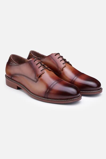 Hats Off Accessories_Brown Solid Genuine Leather Derby Shoes_Online_at_Aza_Fashions