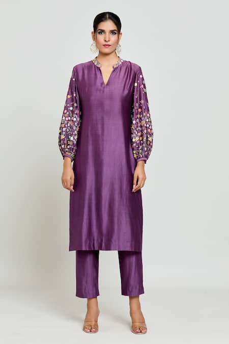 Samyukta Singhania Purple Chanderi, Silk Organza Embroidered Sleeves Straight Kurta Pant Set Online at Aza Fashions Samyukta Singhania_Purple Chanderi, Silk Organza Embroidered Sleeves Straight Kurta Pant Set _Online_at_Aza_Fashions