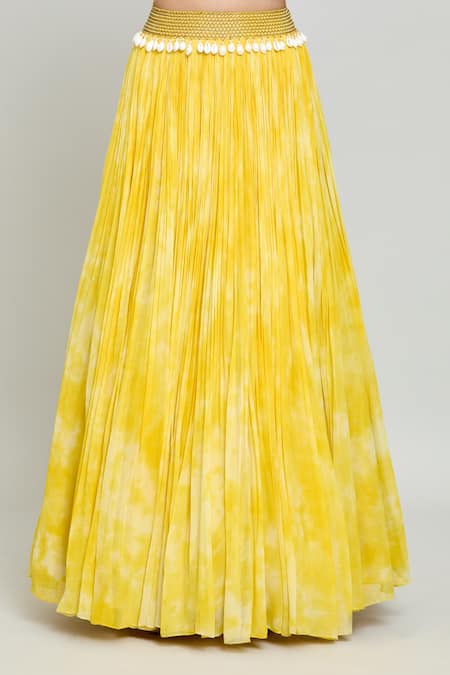 Samyukta Singhania_Yellow Net Beads, Embroidery Sweetheart Sunflower Embellished Blouse Lehenga Set _at_Aza_Fashions