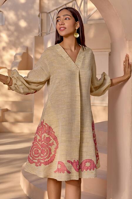 House Of Fett_Beige Cotton Patchwork V-neck Bengal Blossom Midi Dress _Online_at_Aza_Fashions