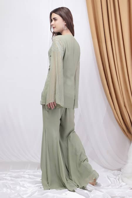 House Of Tushaom_Green Georgette Cut Work, Hand Embroidered Scalloped Hem Kurta With Flared Pant _at_Aza_Fashions