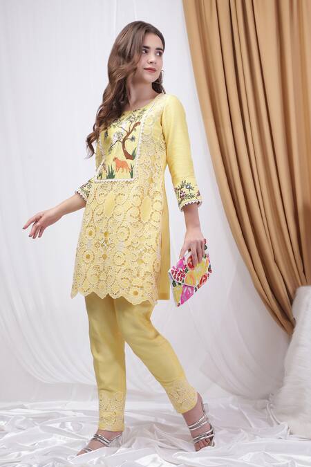 House Of Tushaom_Yellow Chanderi, Cotton Lace, Embroidery Round Neck Straight Kurta With Pant _at_Aza_Fashions