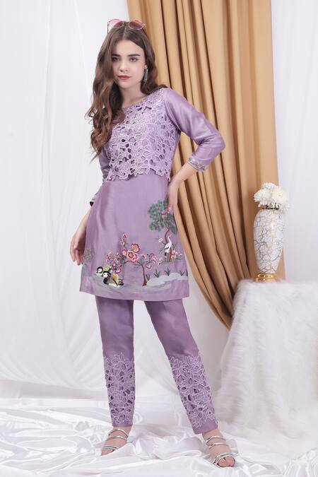 Buy_House Of Tushaom_Purple Chanderi, Cotton Embroidery Round Applique Work Straight Kurta With Pant 