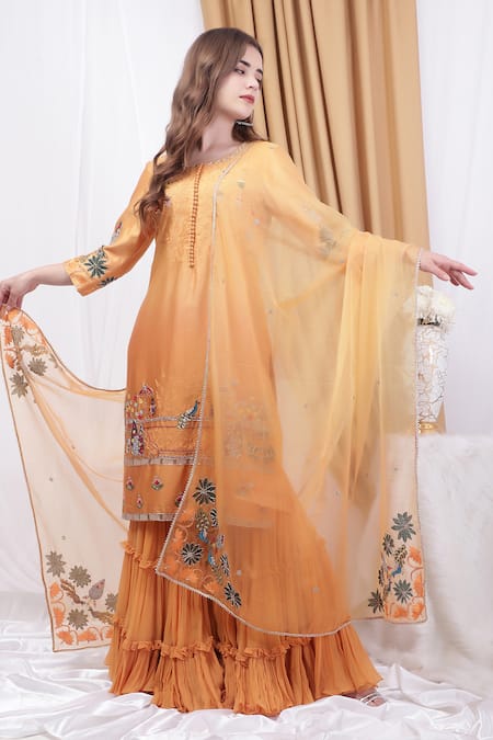 House Of Tushaom Embroidered Ombre Straight Kurta Gharara Set 
