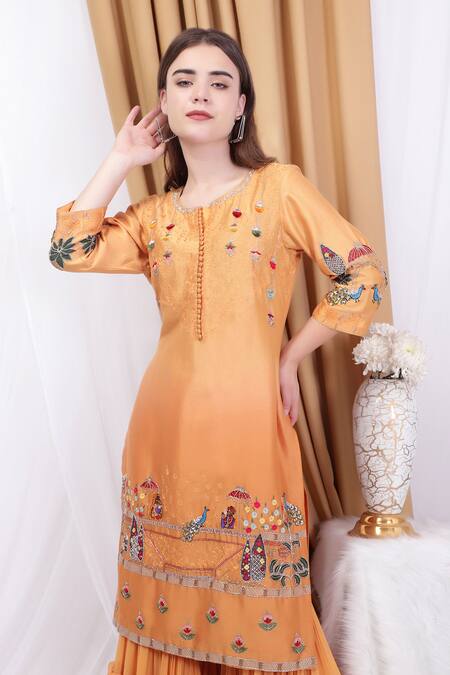 Buy_House Of Tushaom_Yellow Organza, Chanderi, Georgette Sequins, Ombre Straight Kurta Gharara Set _Online_at_Aza_Fashions