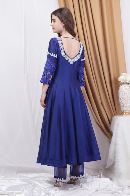 House Of Tushaom Floral Embroidered Anarkali Pant Set 