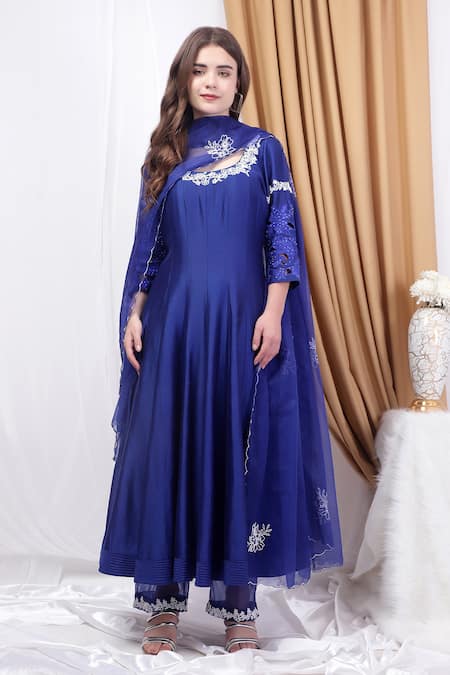 Shop_House Of Tushaom_Blue Organza, Chanderi Cut Work, Beads Floral Embroidered Anarkali Pant Set_Online_at_Aza_Fashions