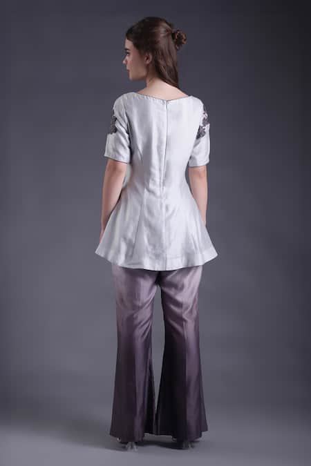 House Of Tushaom Applique Work Kurta With Flared Pant 