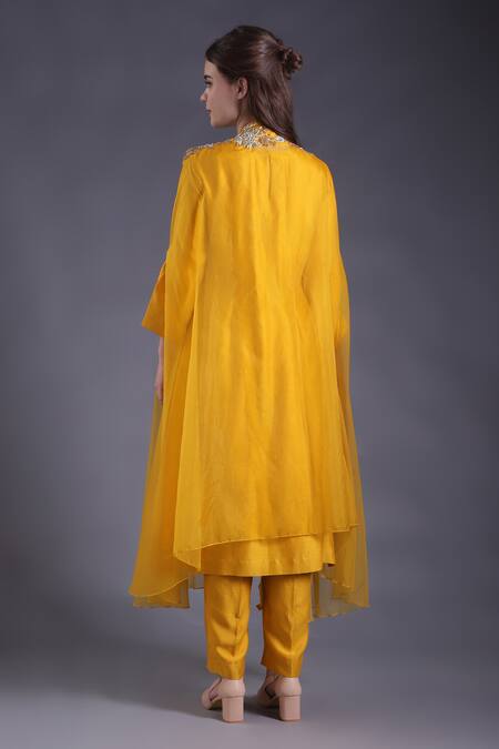 House Of Tushaom Pearl Embroidered Kurta Pant Set 