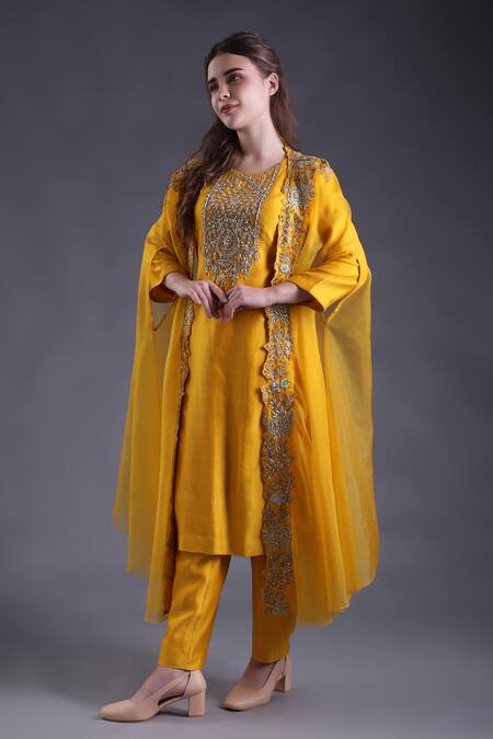 Buy_House Of Tushaom_Yellow Organza, Chanderi Embroidery, Pearls Round Neck Kurta Pant Set _Online_at_Aza_Fashions