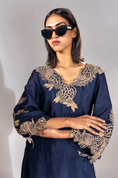 Shruti S Blue Silk, Modal, Satin Embroidery V-neck Zari Kurta And Tulip Pant Set Online at Aza Fashions Shruti S_Blue Silk, Modal, Satin Embroidery V-neck Zari Kurta And Tulip Pant Set _Online_at_Aza_Fashions