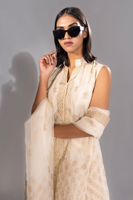 Shop Shruti S Off White Silk, Modal, Organza, Satin Floral Hand Block Print Kurta Sharara Set Online at Aza Fashions Shop_Shruti S_Off White Silk, Modal, Organza, Satin Floral Hand Block Print Kurta Sharara Set _Online_at_Aza_Fashions