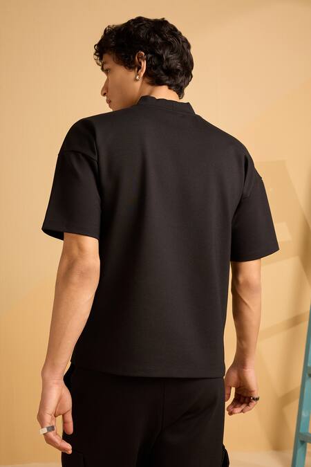 Shop Muvazo Black Cotton, Polyester Onyx Oasis Organic Tee at Aza Fashions Shop_Muvazo_Black Cotton, Polyester Onyx Oasis Organic Tee _at_Aza_Fashions