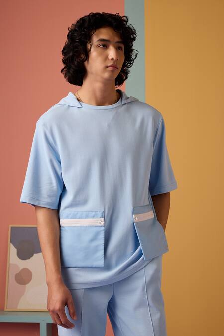 Muvazo_Blue Cotton Day Break Horizon Tee _Online_at_Aza_Fashions