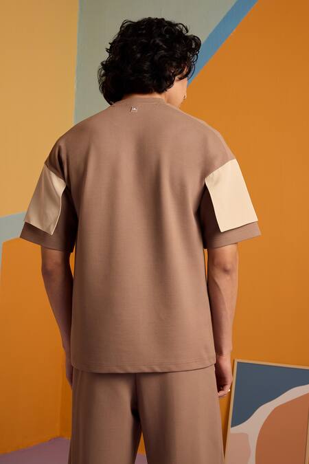 Muvazo Nutty Brown 3D Pocket Tee 
