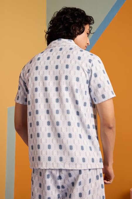 Muvazo Geometric Pattern Shirt & Shorts Set 