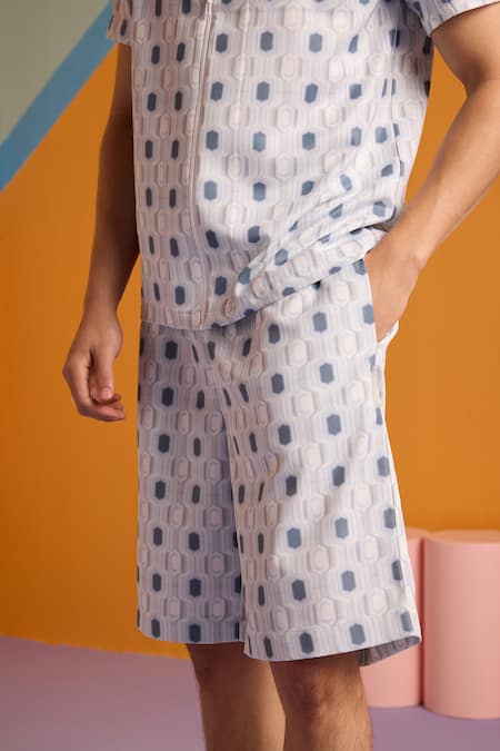 Buy_Muvazo_Grey Satin, Twill Geometric Pattern Shirt And Shorts Set _Online_at_Aza_Fashions