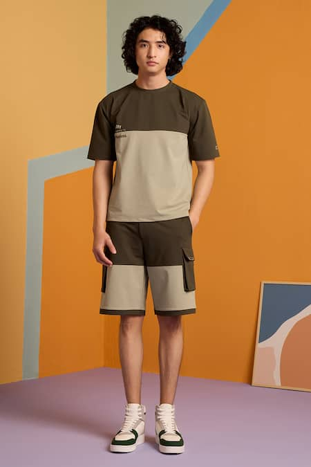 MUVAZO Chromatic Crazee Colorblock T Shirt & Shorts Set 