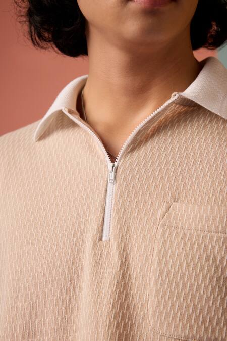 Muvazo Peach Jacquard Sunlit Sienna Woven T Shirt And Shorts Set Online at Aza Fashions Muvazo_Peach Jacquard Sunlit Sienna Woven T Shirt And Shorts Set _Online_at_Aza_Fashions