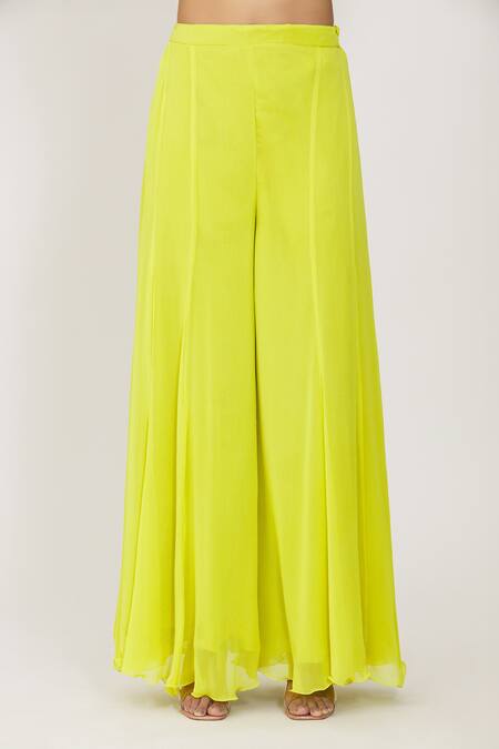 Rohini Bedi Green Georgette Embroidery, Gota Patti Mandarin Applique Kurta Sharara Set at Aza Fashions Rohini Bedi_Green Georgette Embroidery, Gota Patti Mandarin Applique Kurta Sharara Set _at_Aza_Fashions