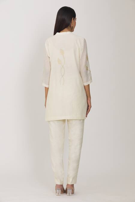 Rohini Bedi Chanderi Flower Applique Work Tunic 