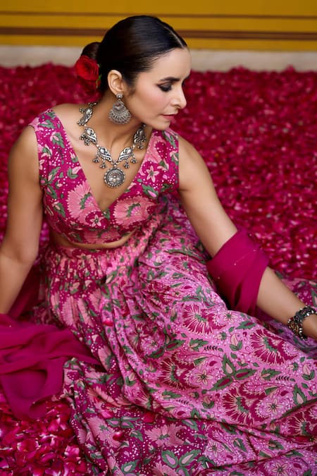 Buy_Baaro Masi_Pink Muslin, Organza Embroidery V-neck Floral Print Blouse Lehenga Set 