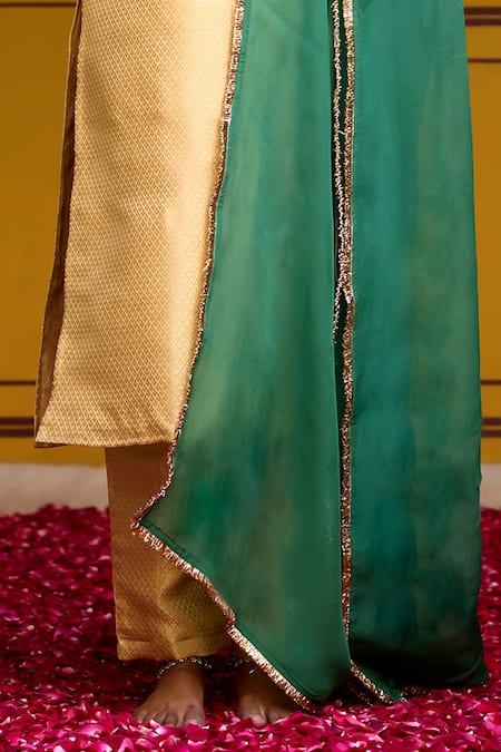 Baaro Masi_Gold Brocade, Organza Embroidery V-neck Floral Motifs Kurta Set _Online_at_Aza_Fashions