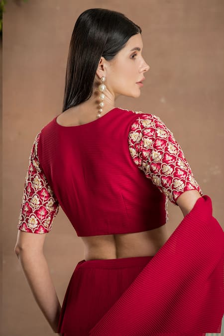 Preeti Mehta_Red Georgette, Polyester Pleated Pre-draped Saree With Collar Blouse _at_Aza_Fashions