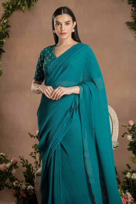 Buy_Preeti Mehta_Green Georgette, Viscose Pearls, Pleated Pre-draped Saree With Blouse _Online_at_Aza_Fashions