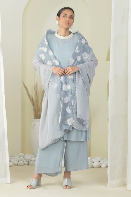 PREETI MEHTA Grey Georgette Viscose 60% And 40% Polyester Embroidered Kurta Set With Dupatta 