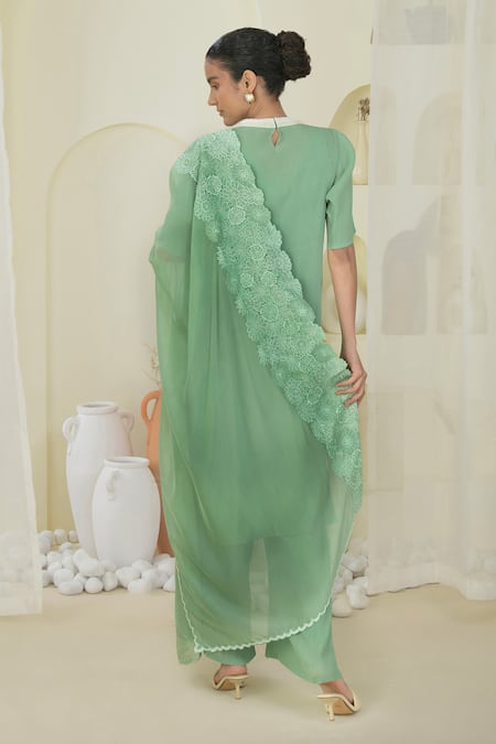 Shop Preeti Mehta Green Georgette, Organza, Viscose, Polyester Kurta Set With Floral Dupatta at Aza Fashions Shop_Preeti Mehta_Green Georgette, Organza, Viscose, Polyester Kurta Set With Floral Dupatta _at_Aza_Fashions