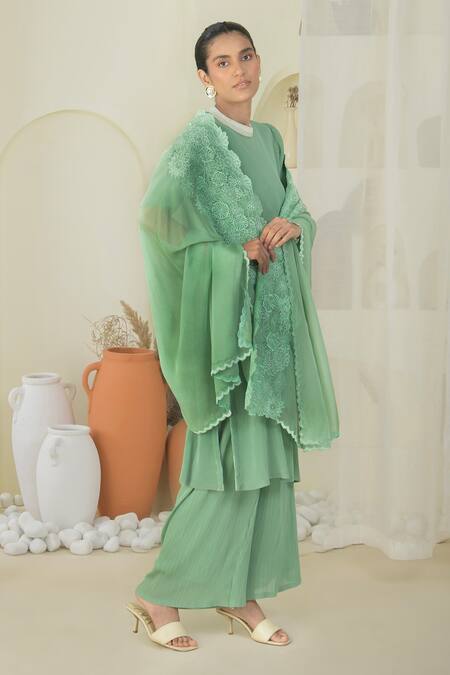 Preeti Mehta Green Georgette, Organza, Viscose, Polyester Kurta Set With Floral Dupatta at Aza Fashions Preeti Mehta_Green Georgette, Organza, Viscose, Polyester Kurta Set With Floral Dupatta _at_Aza_Fashions